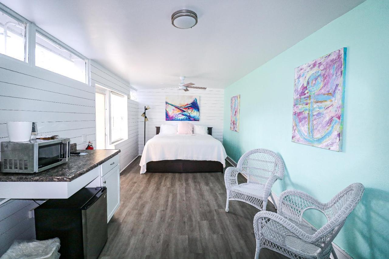 Drop Anchor Resort & Marina Islamorada Exterior photo